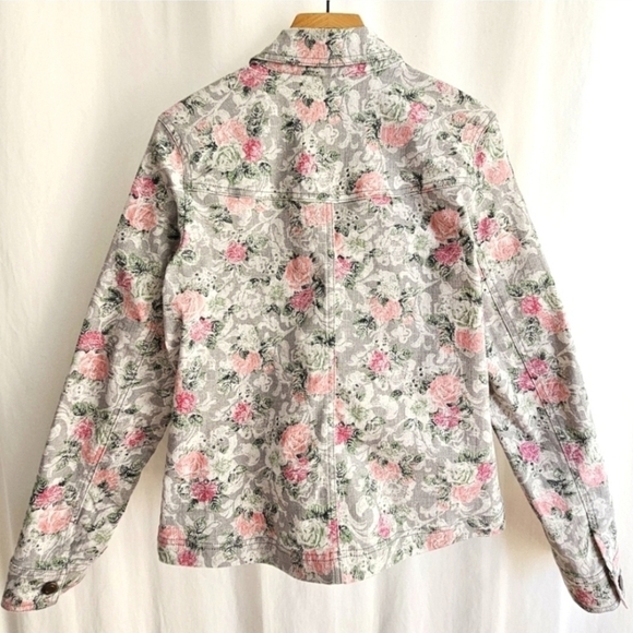 Northern Reflections Grey & Pink Floral Jacquard Button Jacket - Picture 10 of 16